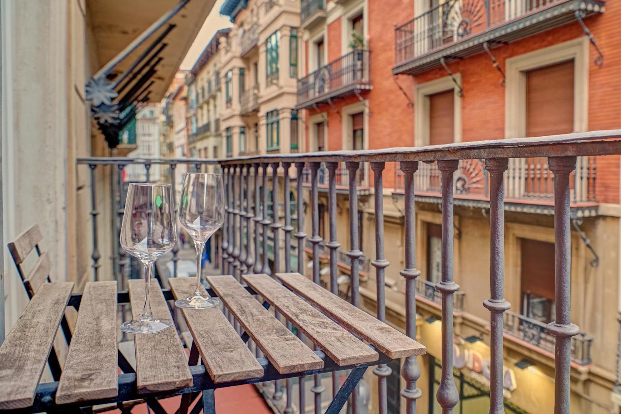 Heart Of Pamplona Apartments III By Clabao エクステリア 写真