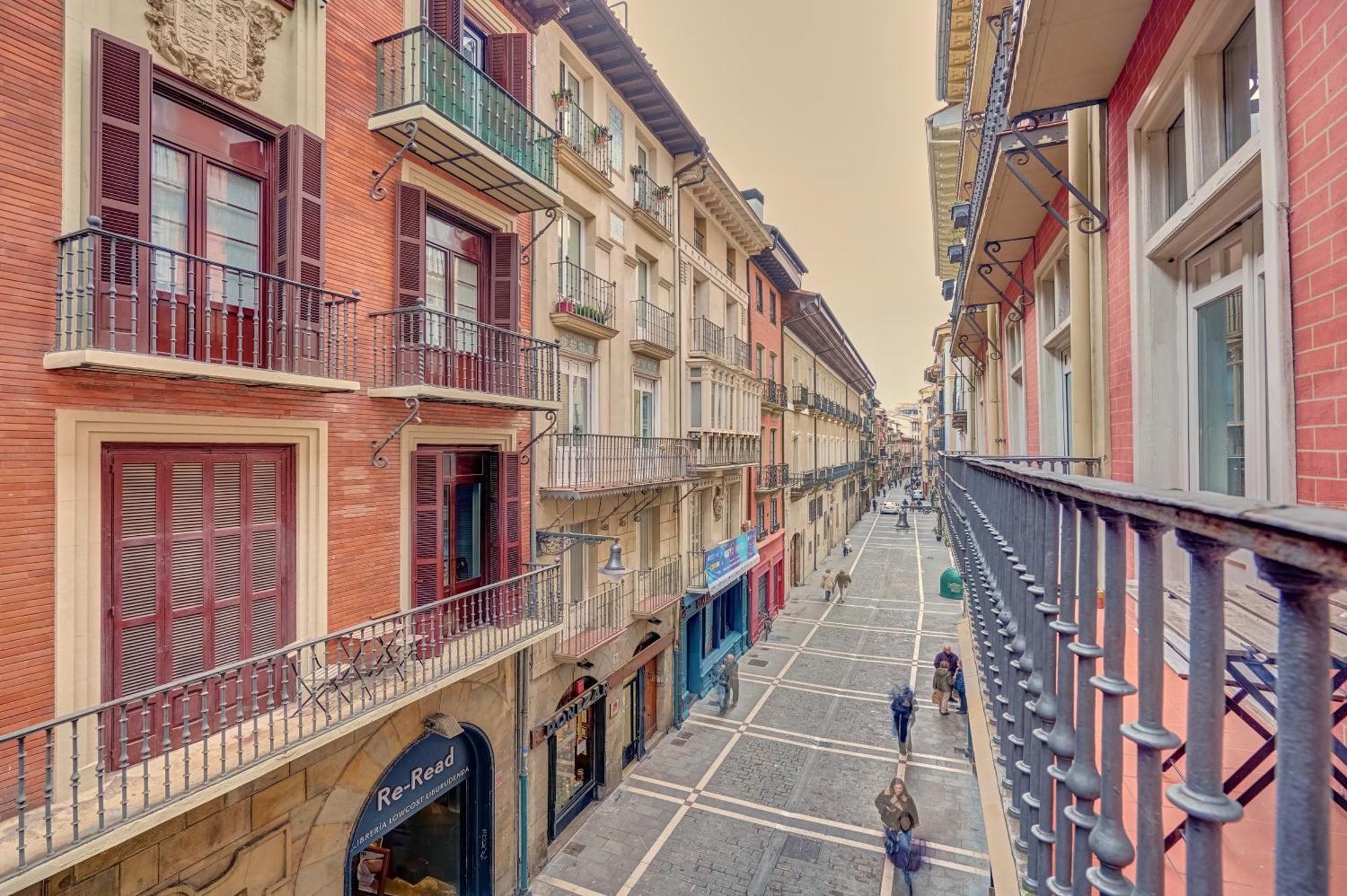 Heart Of Pamplona Apartments III By Clabao エクステリア 写真