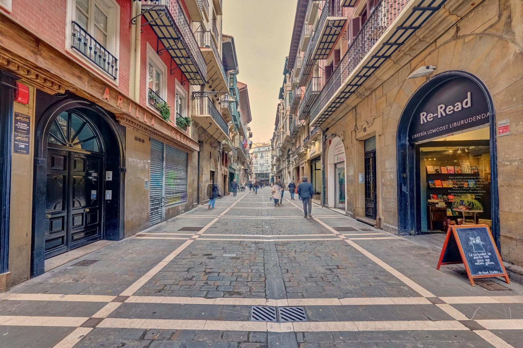 Heart Of Pamplona Apartments III By Clabao エクステリア 写真